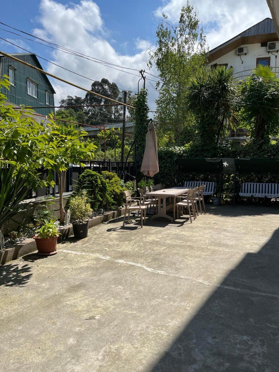 Guest House Junona Makhinjauri Exterior photo