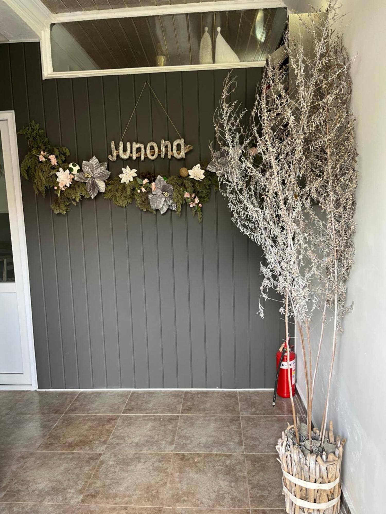 Guest House Junona Makhinjauri Exterior photo